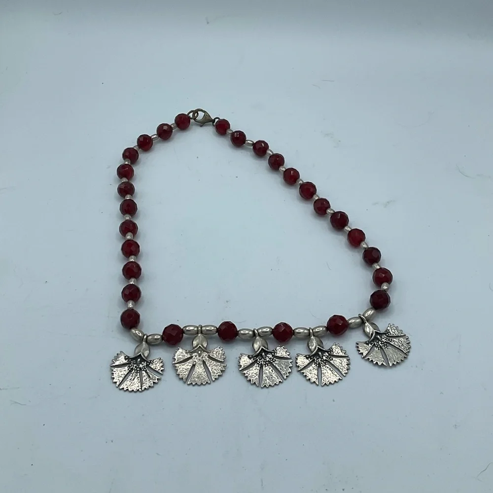 “VINTAGE GINGKO LEAF NECKLACE” Silver with Brown Faceted “Jet”  Beads. - Picture 3 of 15